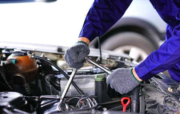 How to Choose the Right Auto Body Repairs Shop in Los Angeles