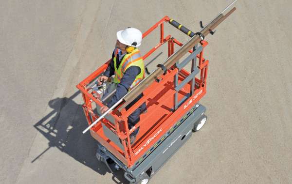 Enhancing Your Projects with Scissor Lift Hire in Auckland: A Practical Guide