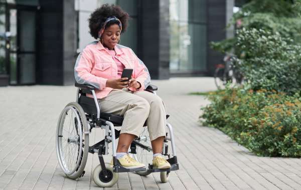15 Funny People Working Secretly In Travel Mobility Scooter