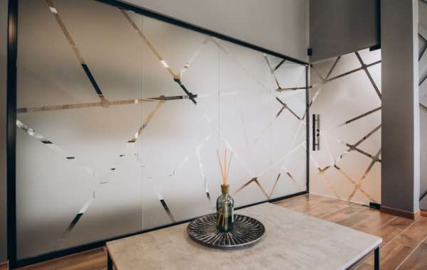 Can a Simple Partition Wall Really Lower Noise in Singapore’s Busy Beauty Salons?